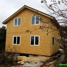 дом 6 на 6 метров, с верандой 1,5 на 6 метров. - Уральская дача
