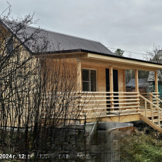дом 4 на 6 метров. веранда 2 на 6 м. без потолка. цена на 05.11.2024 - Уральская дача