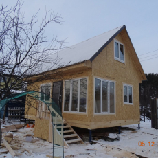 дом 3 на 7 метров. с верандой 2,5 на 7 метров. с мансардой 3,5 на 7 метров. 15.12.2019г. - Уральская дача