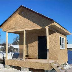 дом 4 на 5 метров. веранда 2 на 4 м. цена на 01.02.2025 - Уральская дача