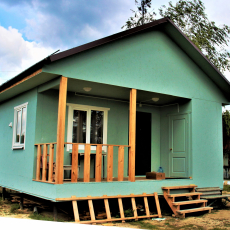 дом 5 на 6 метров. веранда 1,5 на 6 метров. - Уральская дача