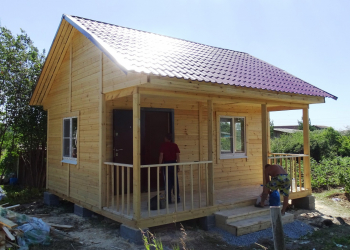 дом 4х6м. веранда 1,5х6 м. цена на 15.06.22.2022г. на данную комплектацию. - Уральская дача