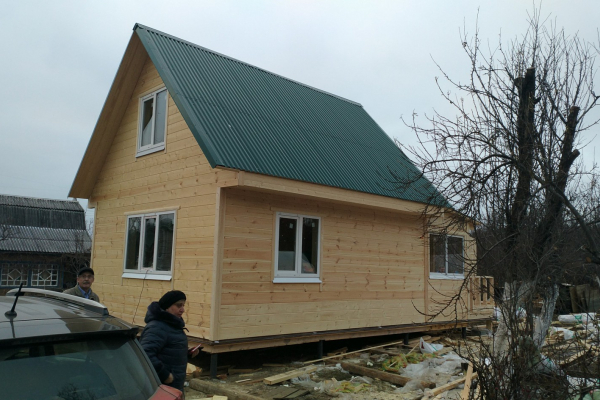 дом 5 на 6 метров, с мансардным этажом 3 на 6 метров - Уральская дача