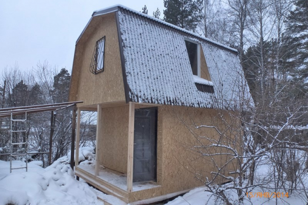 Каркасный дом 4 на 5 метров. площадь 28м/кв. для сезонного проживания. - Уральская дача