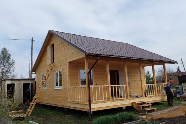 дом 6 на 8 м с верандой 2 на 8 м  цена на 19.11.2024 г. - Уральская дача