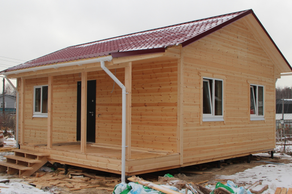 дом 6 на 8 м. веранда 2 х 5 м. - Уральская дача