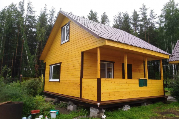 дом 6 х 6 м. с мансардным этажом. веранда 1,5 х 6 м. 10.08.2020г. - Уральская дача