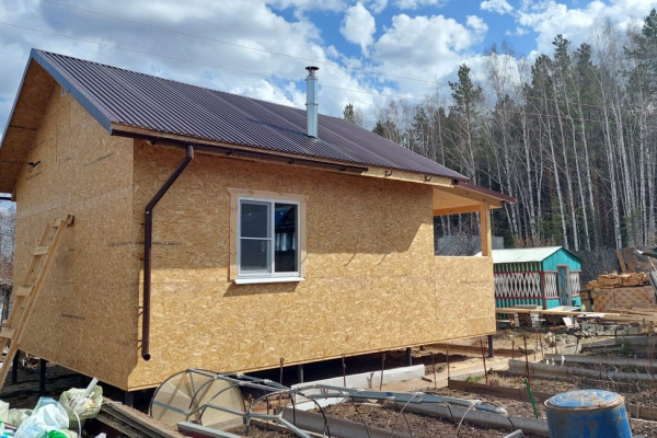 дом 6 х 6 м. веранда 1,5 х 6 м. - Уральская дача